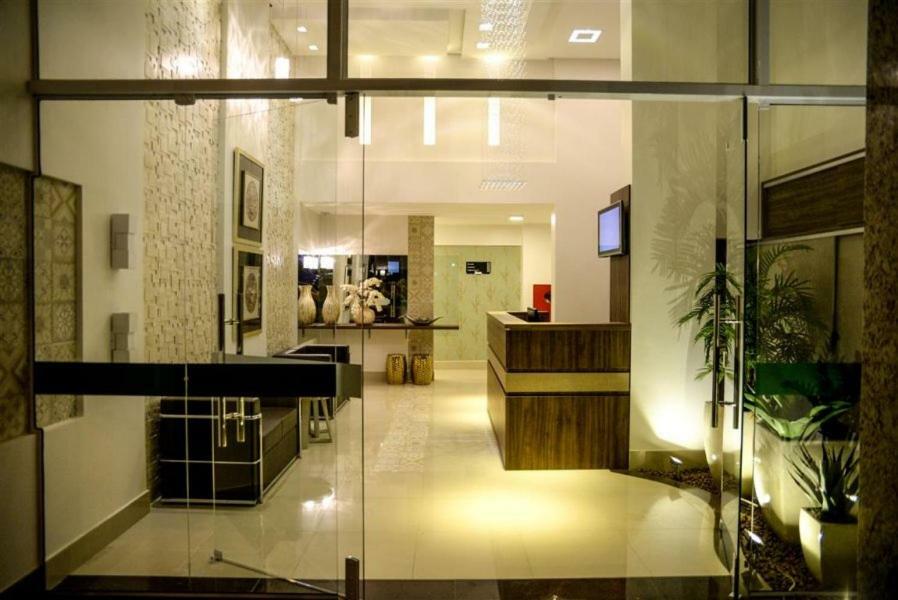 Grand Café Hotel Manhuacu Extérieur photo